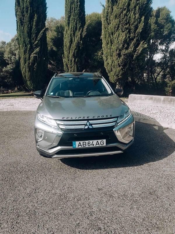 Cinzento Usado 2020 Mitsubishi Eclipse Cross SUV | € 20.500 (Super Preço) - Imagem 1/4
