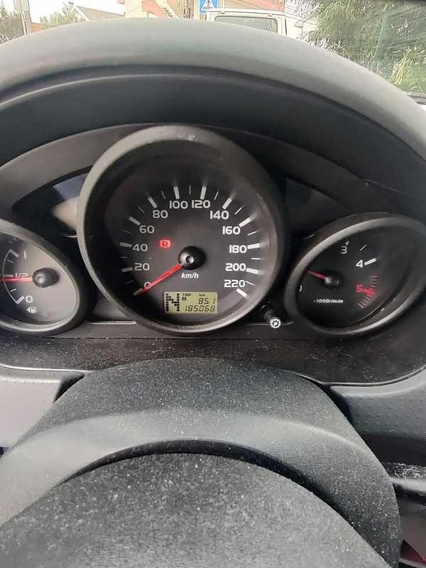 Usado Mitsubishi Colt 95 HP (69 kW) 2005 Azul Sedan