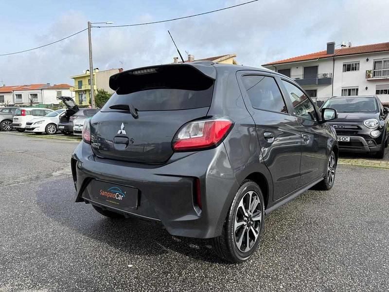 Usado Mitsubishi Space Star Edition 71 HP (52 kW) 2023 Cinza Citadino
