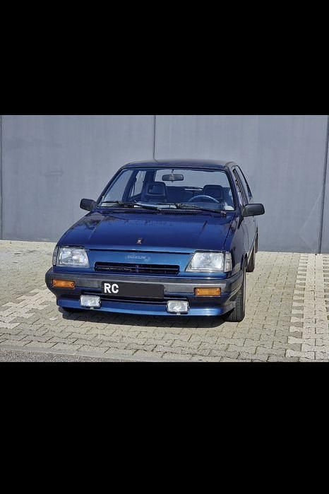 Usado 1988 Suzuki Swift GL | € 1.999 - Imagem 1/4