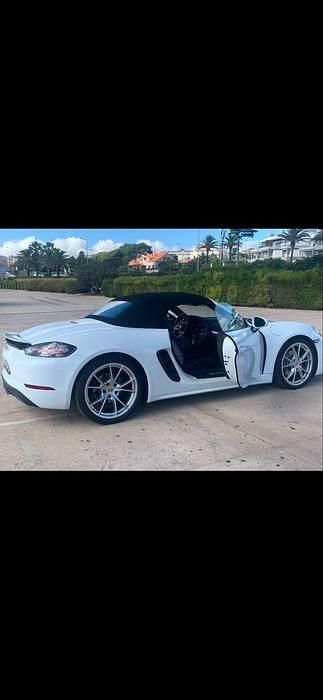 Usado Porsche 718 Boxster 300 HP (220 kW) 2018 Cabrios