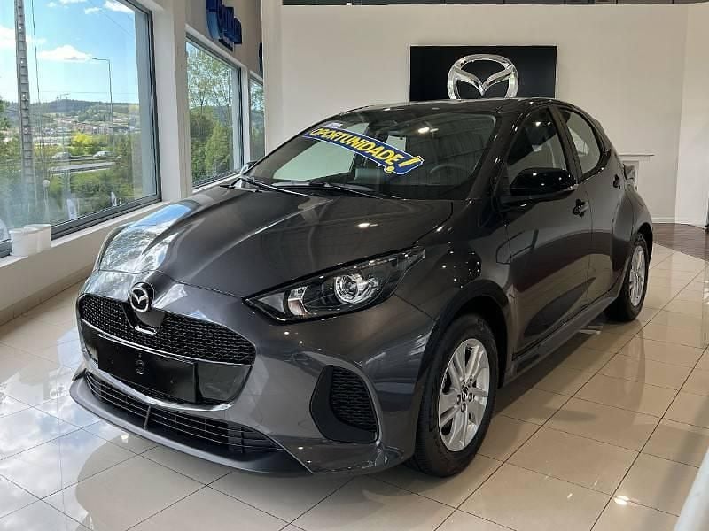 Cinzento Novo 2025 Mazda 2 Center-Line | € 23.500 (Preço justo) - Imagem 1/4