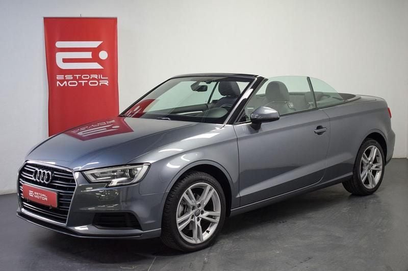 Cinzento Usado 2019 Audi A3 Cabrios | € 23.900 (Preço elevado) - Imagem 1/4