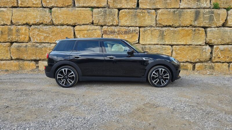 Usado Mini One D 116 HP (85 kW) 2021 Preto Citadino