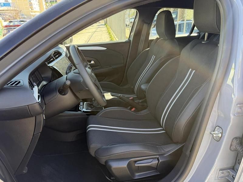 Usado Opel Corsa 101 HP (74 kW) 2025 Cinza Citadino
