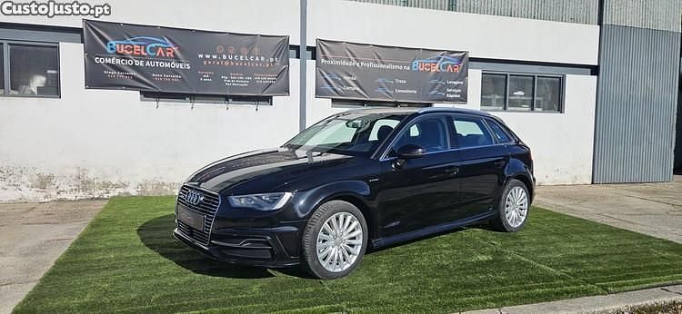 Preto Usado 2014 Audi e-tron Sportback SUV | € 14.990 - Imagem 1/1