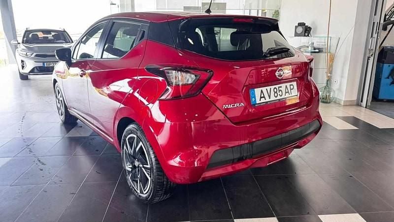 Vermelho Usado 2022 Nissan Micra Citadino | € 18.000 (Preço justo) - Imagem 1/4