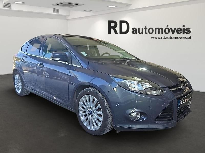 Cinza Usado 2013 Ford Focus Titanium | € 12.500 (Preço elevado) - Imagem 1/2