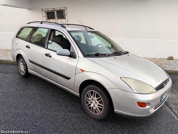 Usado Ford Focus 85 HP (62 kW) 1999 Cinza Carrinha
