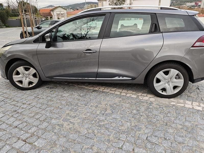 Usado 2013 Renault Clio IV Carrinha | € 4.650 (Bom preço) - Imagem 1/4