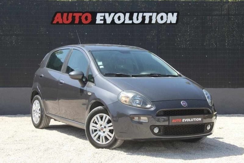 Cinzento Usado 2013 Fiat Punto Citadino | € 7.750 (Preço justo) - Imagem 1/4