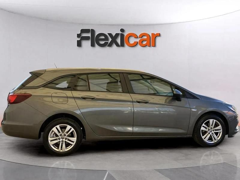 Castanho Usado 2018 Opel Astra Edition Carrinha | € 11.490 (Preço justo) - Imagem 1/2