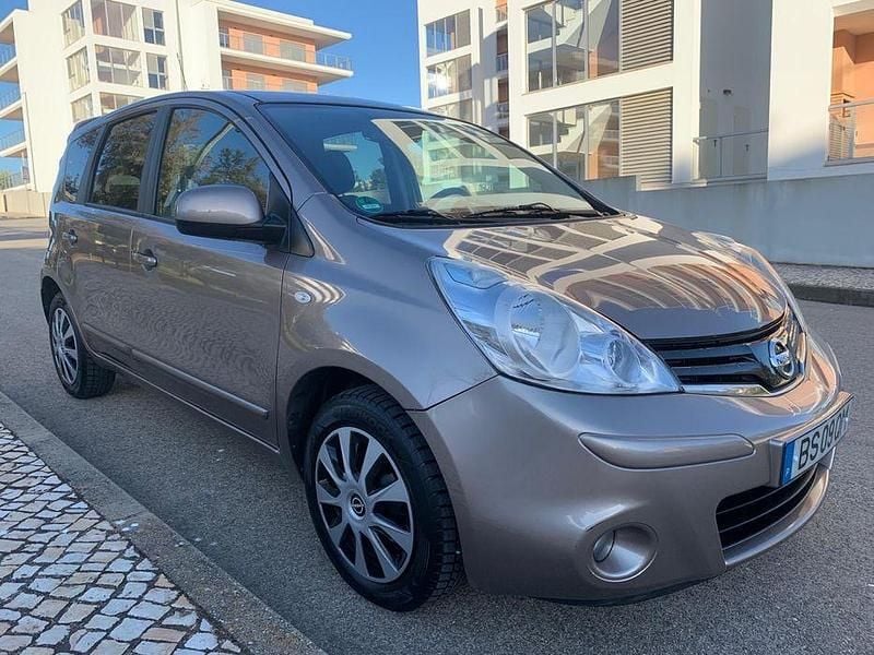 Usado Nissan Note 88 HP (64 kW) 2009 Citadino
