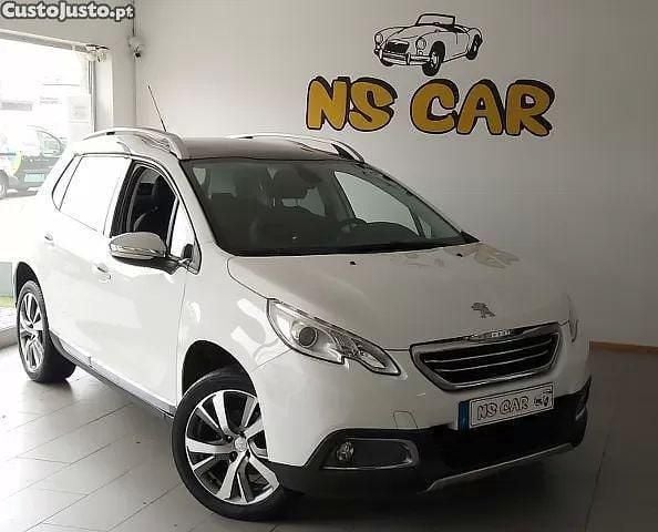 Branco Usado 2014 Peugeot 2008 Allure SUV | € 10.900 (Preço justo) - Imagem 1/1