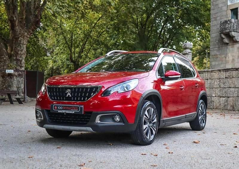 Vermelho Usado 2017 Peugeot 2008 SUV | € 13.900 (Caro) - Imagem 1/4