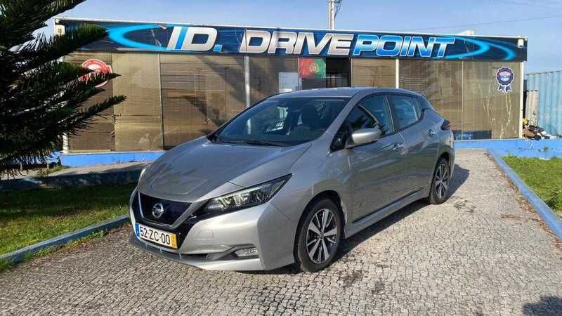 Cinzento Usado 2019 Nissan Leaf Citadino | € 11.900 (Super Preço) - Imagem 1/4