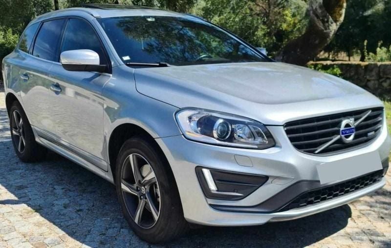 Cinzento Usado 2014 Volvo XC60 SUV | € 23.900 - Imagem 1/4