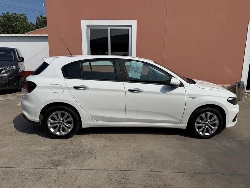 Branco Usado 2019 Fiat Tipo Easy Sedan | € 9.990 (Preço justo) - Imagem 1/4