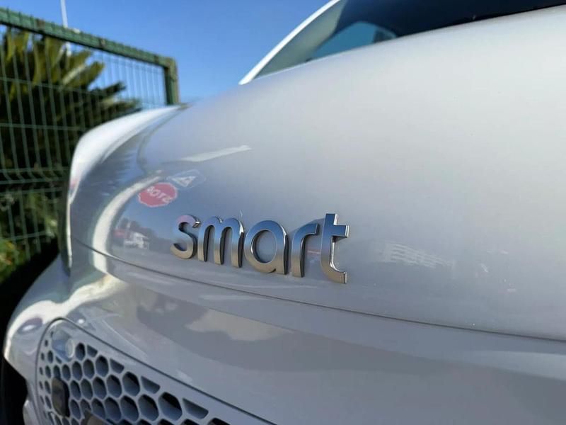 Usado Smart ForTwo Electric Drive Passion 60 kW (82 HP) 2023 Branco Coupé