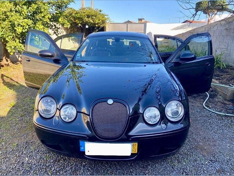 Usado 2007 Jaguar S-Type S Sedan | € 7.000 - Imagem 1/4