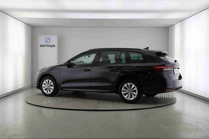 Novo Skoda Octavia Selection 116 HP (85 kW) 2026 Preto Carrinha