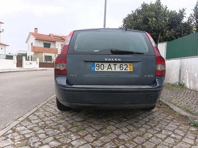 Usado Volvo V50 136 HP (100 kW) 2005 Azul Carrinha