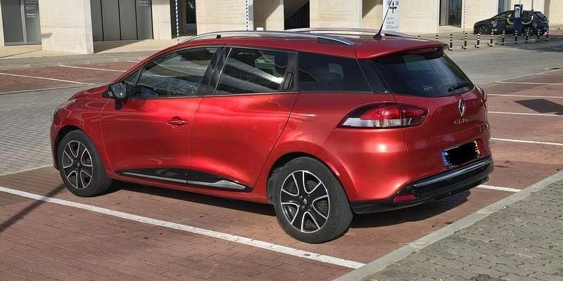 Usado 2014 Renault Clio IV Sedan | € 6.500 (Bom preço) - Imagem 1/4
