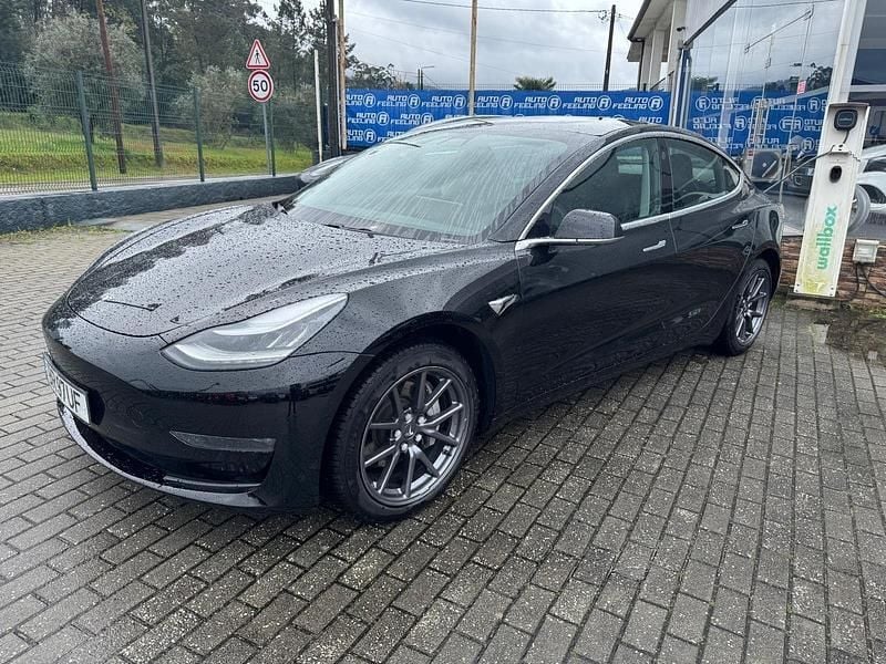 Preto Usado 2019 Tesla Model 3 Long Range Sedan | € 25.900 (Preço justo) - Imagem 1/4