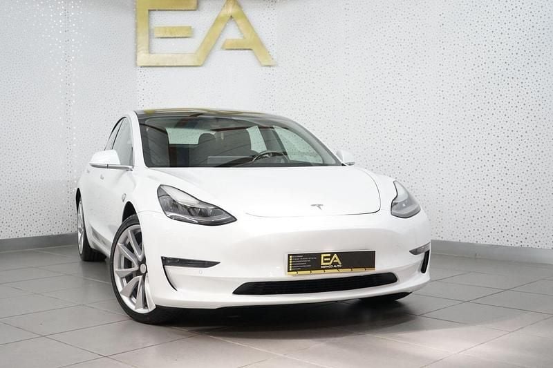Branco Usado 2020 Tesla Model 3 Long Range AWD Sedan | € 24.480 (Bom preço) - Imagem 1/4