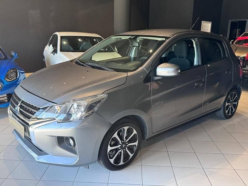 Cinza Usado 2022 Mitsubishi Space Star Intense | € 10.990 (Bom preço) - Imagem 1/4