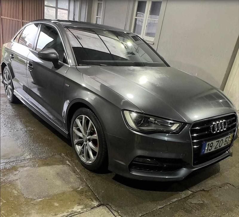 Cinzento Usado 2015 Audi A3 Premium Sedan | € 14.900 (Preço justo) - Imagem 1/4