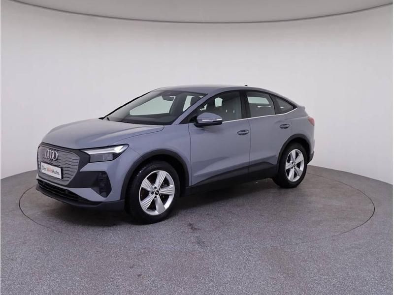 Cinzento Usado 2023 Audi Q4 e-tron SUV | € 34.990 (Preço elevado) - Imagem 1/4