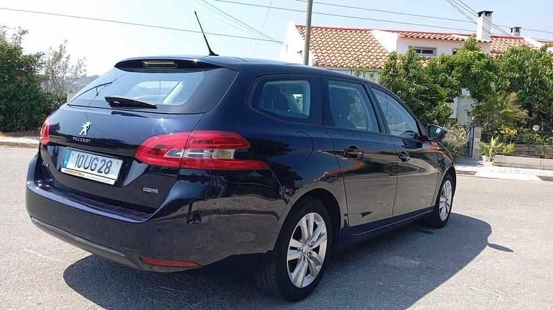 Usado Peugeot 308 100 HP (73 kW) 2015 Azul Carrinha