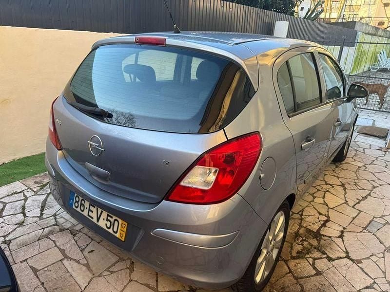Usado Opel Corsa 80 HP (58 kW) 2007 Citadino