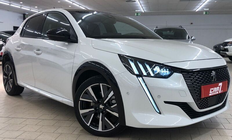 Branco Usado 2022 Peugeot 208 GT Citadino | € 19.990 (Preço justo) - Imagem 1/4