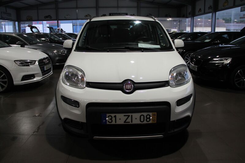 Branco Usado 2019 Fiat Panda 4x4 S Citadino | € 10.000 - Imagem 1/4