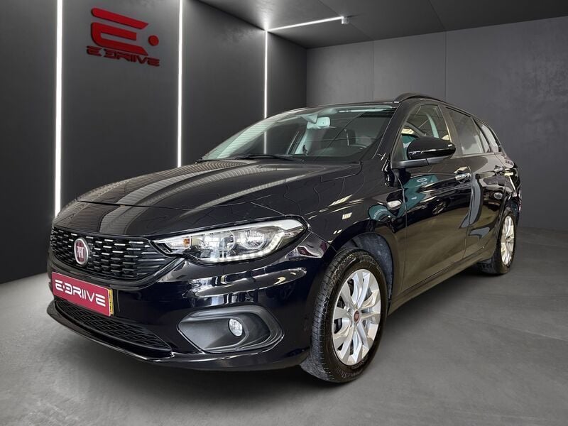 Preto Usado 2019 Fiat Tipo Lounge Sedan | € 14.980 (Preço elevado) - Imagem 1/4