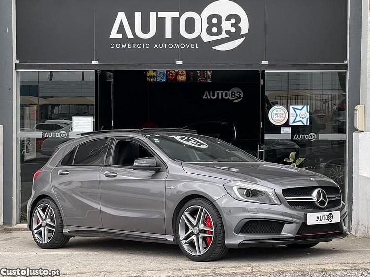 Cinza Usado 2014 Mercedes A45 AMG AMG Citadino | € 34.990 (Preço justo) - Imagem 1/1