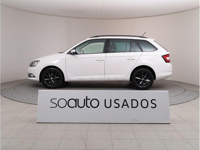 Branco Usado 2017 Skoda Fabia Ambition Carrinha | € 10.990 (Preço justo) - Imagem 1/1
