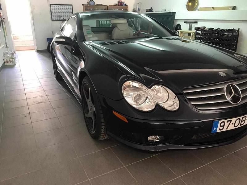 Azul Usado 2013 Mercedes SL600 Cabrios | € 57.000 - Imagem 1/4