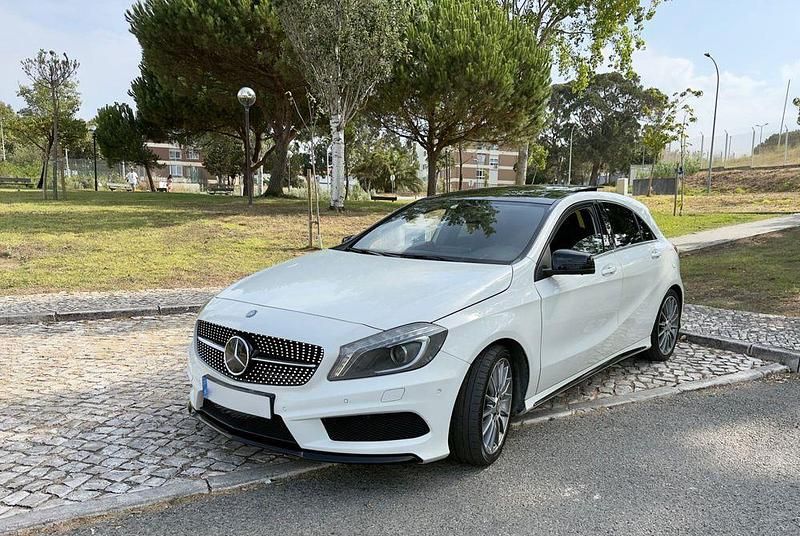 Usado 2013 Mercedes A180 AMG line Sedan | € 15.950 (Preço justo) - Imagem 1/4