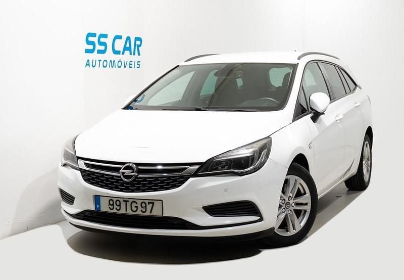 Branco Usado 2017 Opel Astra Executive Carrinha | € 7.490 (Preço justo) - Imagem 1/4