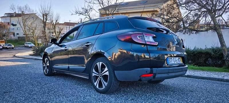 Usado Renault Mégane GrandTour 110 HP (80 kW) 2010 Preto Carrinha