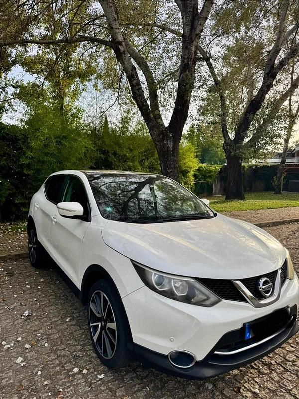 Branco Usado 2014 Nissan Qashqai SUV | € 12.250 (Preço justo) - Imagem 1/4