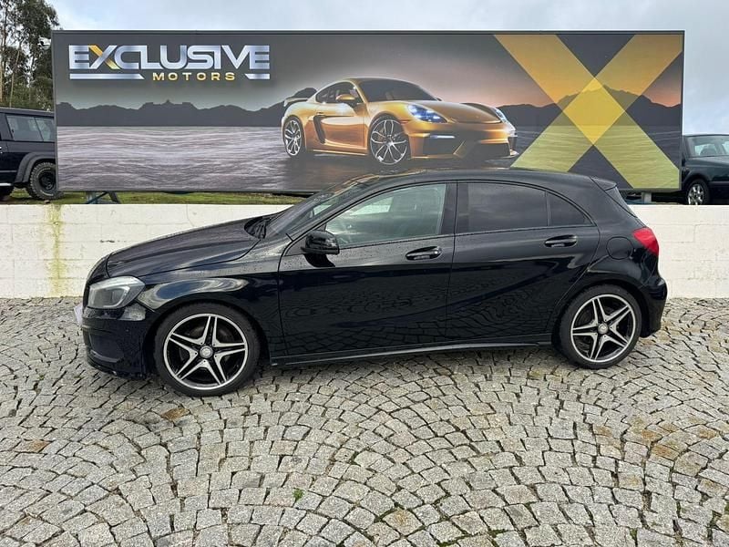 Preto Usado 2013 Mercedes A180 AMG line | € 17.490 - Imagem 1/4