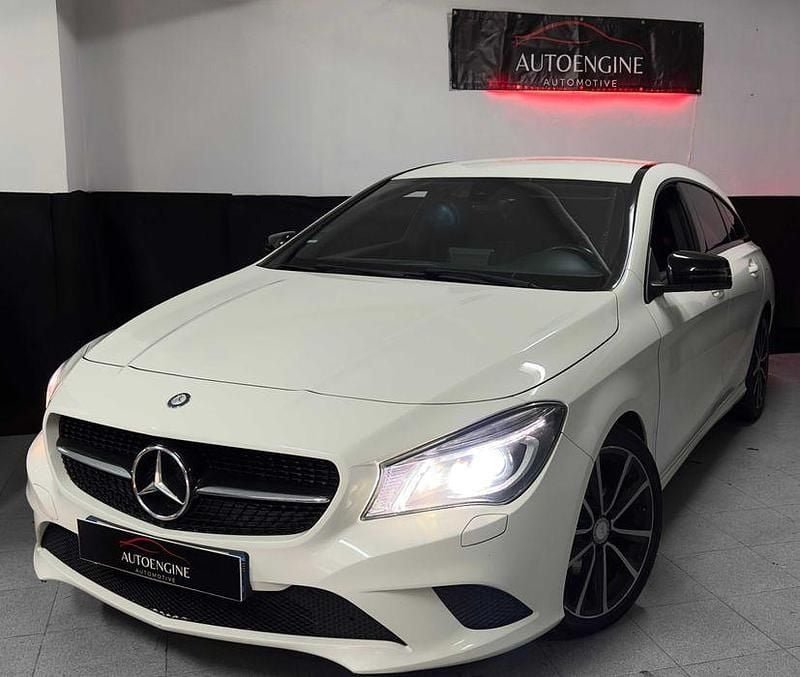 Usado 2015 Mercedes CLA200 Shooting Brake Carrinha | € 17.250 - Imagem 1/4