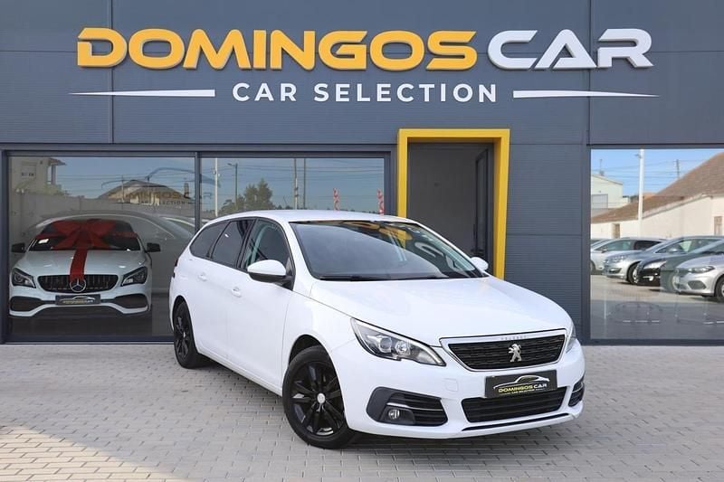 Branco Usado 2018 Peugeot 308 Style Carrinha | € 13.000 (Preço justo) - Imagem 1/4