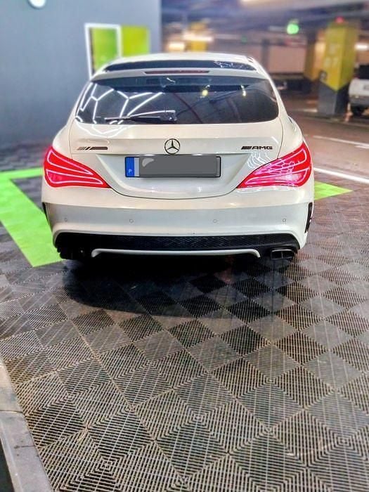 Usado Mercedes CLA220 AMG 170 HP (125 kW) 2015 Sedan