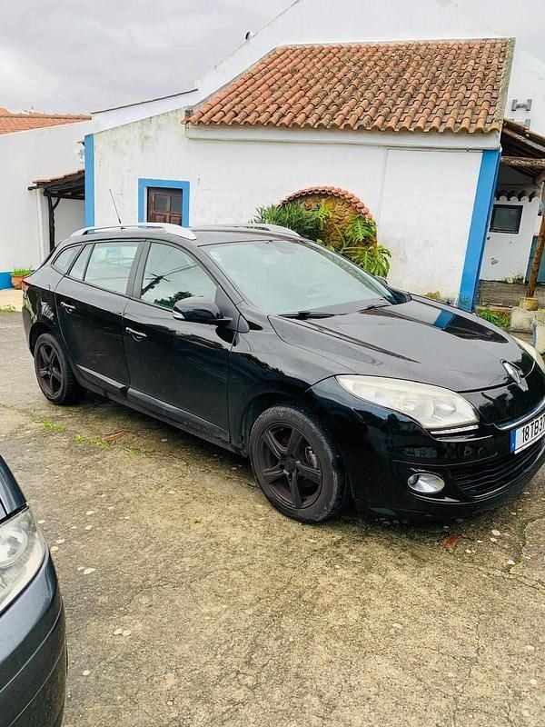 Usado Renault Mégane GrandTour 110 HP (80 kW) 2013 Preto Carrinha