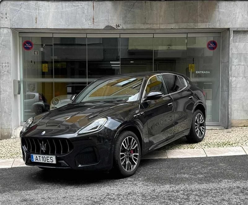 Preto Usado 2022 Maserati Grecale SUV | € 63.800 - Imagem 1/4